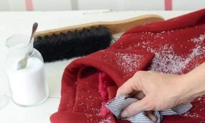 Деликатное отношение и никакой спешки: как в домашних условиях постирать кашемировое пальто?