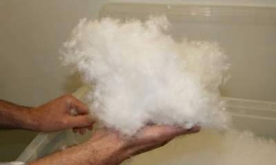 Деликатное обращение, или можно ли стирать подушки из лебяжьего пуха в стиральной машине и руками